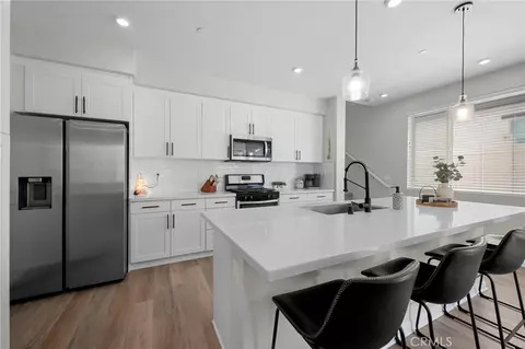 1927 S Apple Tree, San Bernardino, CA 92408