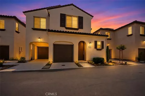 1927 S Apple Tree, San Bernardino, CA 92408