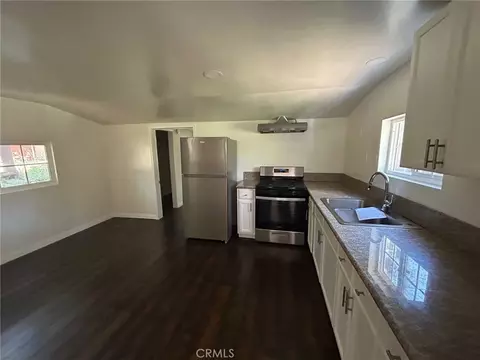 22951 Redwood, Crestline, CA 92325 photo 2