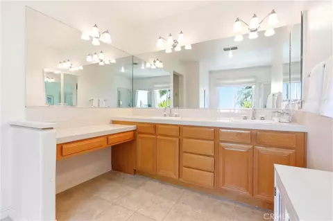 Bath - 1682 W Alps, Upland, CA 91784 photo 1 of 5
