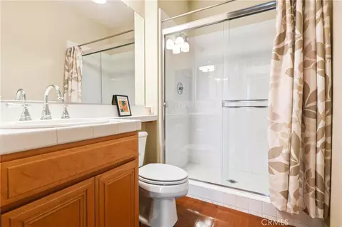 Bath - 1682 W Alps, Upland, CA 91784 photo 4 of 5
