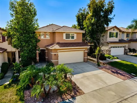 16175 Blue Haven Ct, Riverside, CA 92503