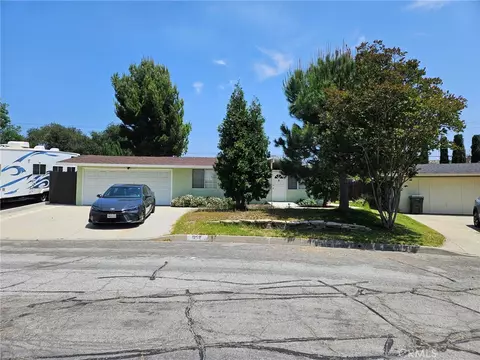 1252 E Walnut, Glendora, CA 91741