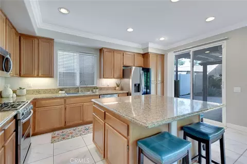 Kitchen - 11268 Pinecone, Corona, CA 92883 photo 4 of 5