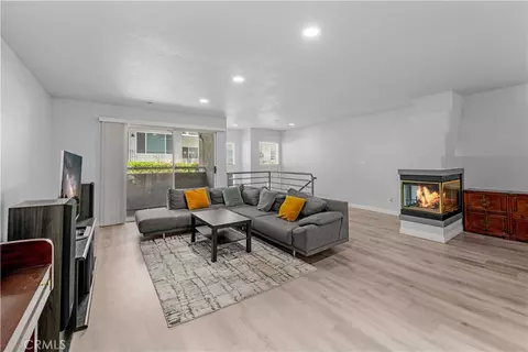 2101 Glenada Ave #2, Montrose, CA 91020