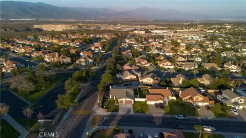 View/Area - 3397 N Poppy, Rialto, CA 92377 photo 3 of 6