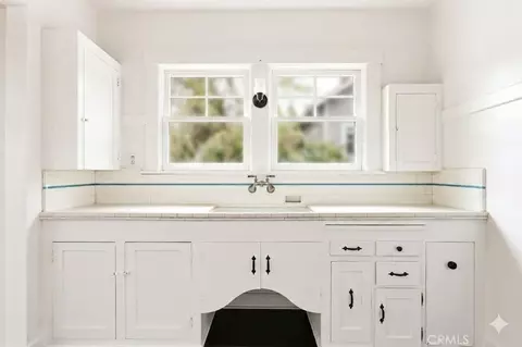 Kitchen - 691 N Euclid, Upland, CA 91786 photo 2 of 3
