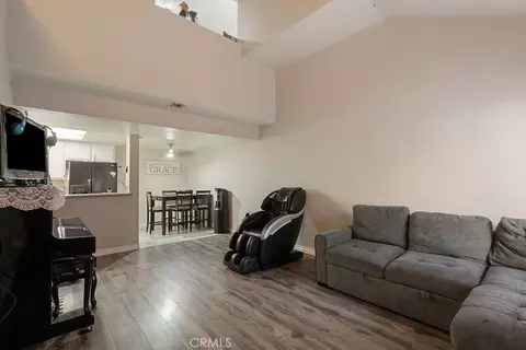 435 W 9th, Upland, CA 91786