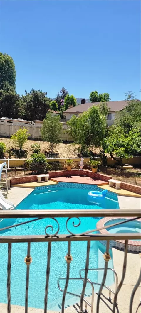 Exterior - 11051 Estacia, Yucaipa, CA 92399 photo 4 of 12