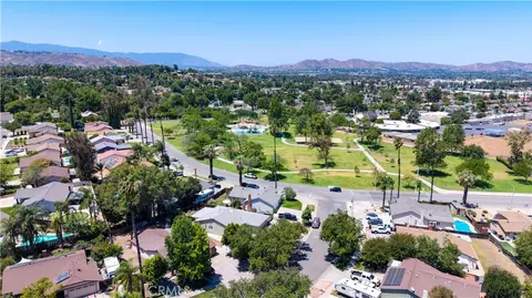 View/Area - 2832 Litchfield, Riverside, CA 92503 photo 3 of 5