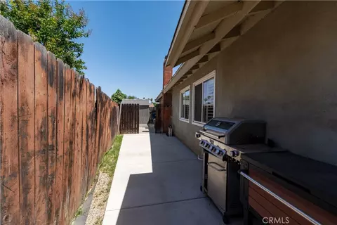 Exterior - 2832 Litchfield, Riverside, CA 92503 photo 7 of 7