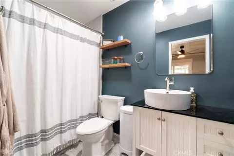 Bath - 2832 Litchfield, Riverside, CA 92503 photo 1 of 2