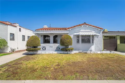 753 W 104th St, Los Angeles, CA 90044