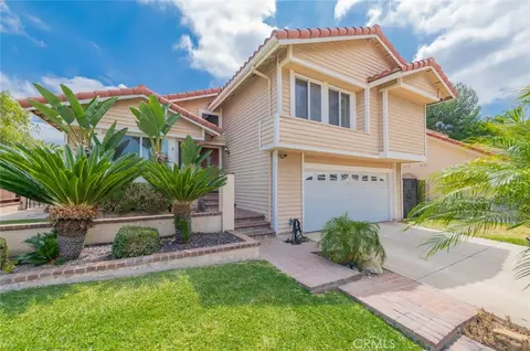 8 Quiet Hollow Rd, Phillips Ranch, CA 91766