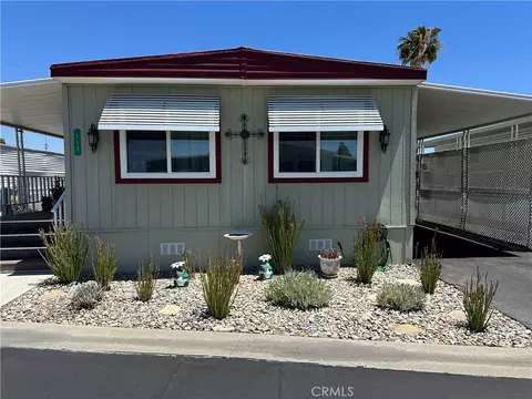 260 N Lyon Ave #112, Hemet, CA 92543