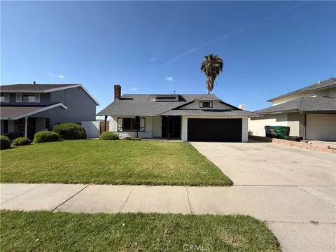 385 Burr St, Corona, CA 92882
