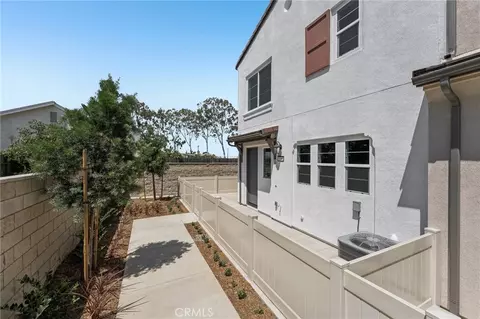 Exterior - 9198 Waverly Ln, Riverside, CA 92503 photo 3 of 3
