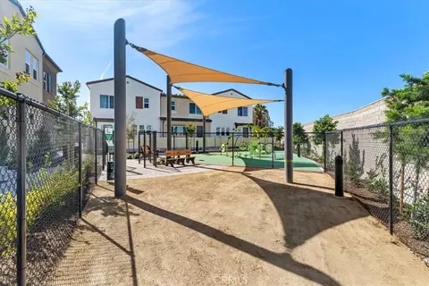 Exterior - 9194 Waverly Ln, Riverside, CA 92503 photo 3 of 4