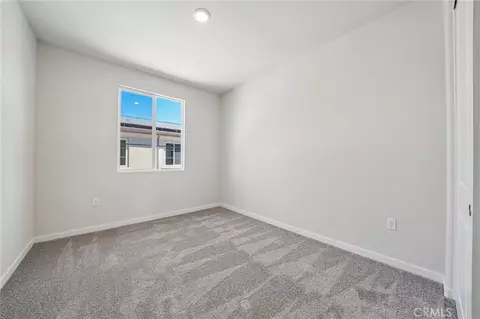 Bedroom - 9194 Waverly Ln, Riverside, CA 92503 photo 4 of 11