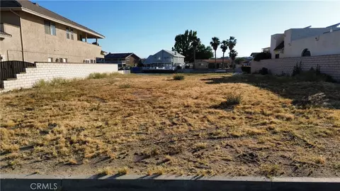 13480 Sea Gull Dr, Victorville, CA 92395