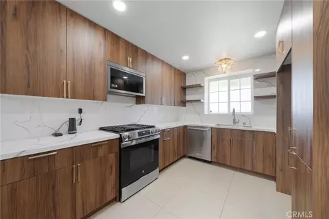 15683 Monica Ct, Fontana, CA 92336