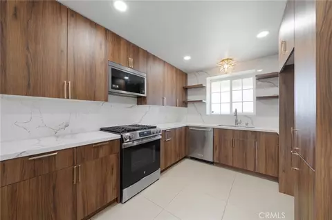 15683 Monica Ct, Fontana, CA 92336