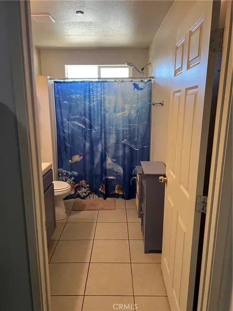 Bath - 2825 Del Rosa Rd, Phelan, CA 92371 photo 1 of 3