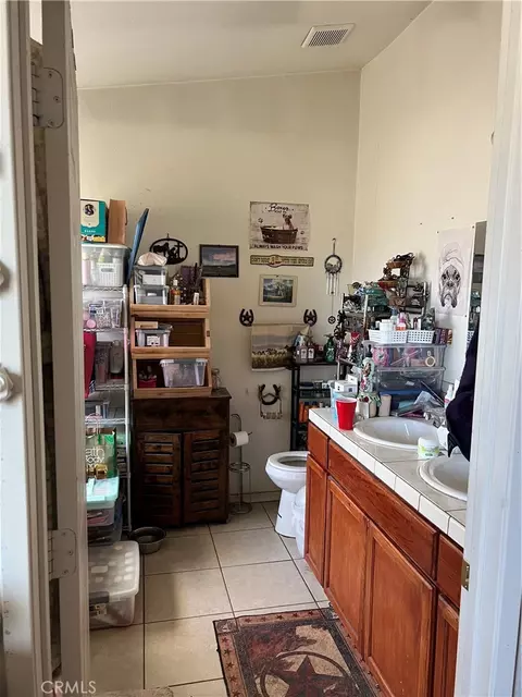Bath - 2825 Del Rosa Rd, Phelan, CA 92371 photo 2 of 3
