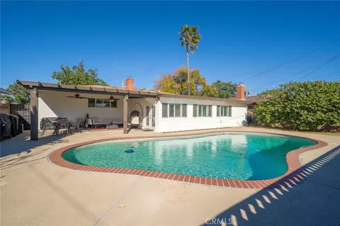 Exterior - 17481 Filbert, Fontana, CA 92335 photo 6 of 8