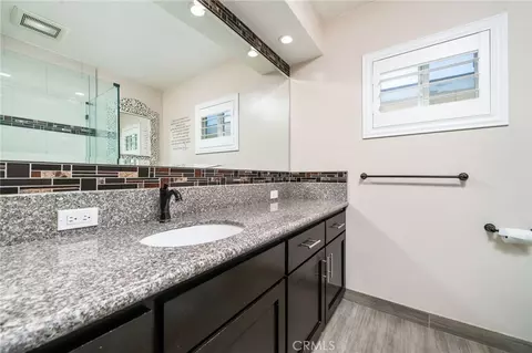 Bath - 17481 Filbert, Fontana, CA 92335 photo 3 of 4