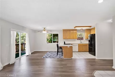 Living - 1661 Virginia St, Wrightwood, CA 92397 photo 4 of 5