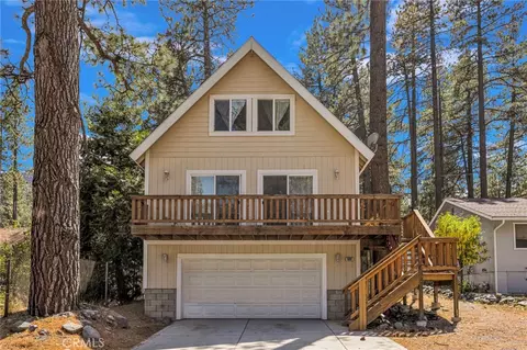 Exterior - 1661 Virginia St, Wrightwood, CA 92397 photo 10 of 10