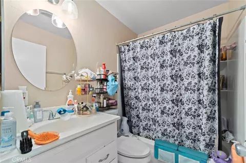 Bath - 698 E 5th St, Azusa, CA 91702 photo 2 of 4
