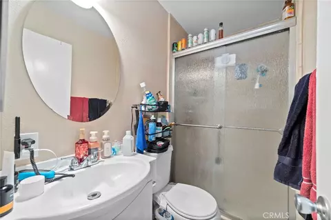 Bath - 698 E 5th St, Azusa, CA 91702 photo 4 of 4