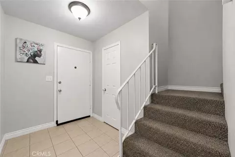 Entry Way - 698 E 5th St, Azusa, CA 91702 photo 3 of 6