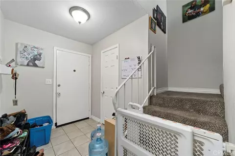 Entry Way - 698 E 5th St, Azusa, CA 91702 photo 4 of 6