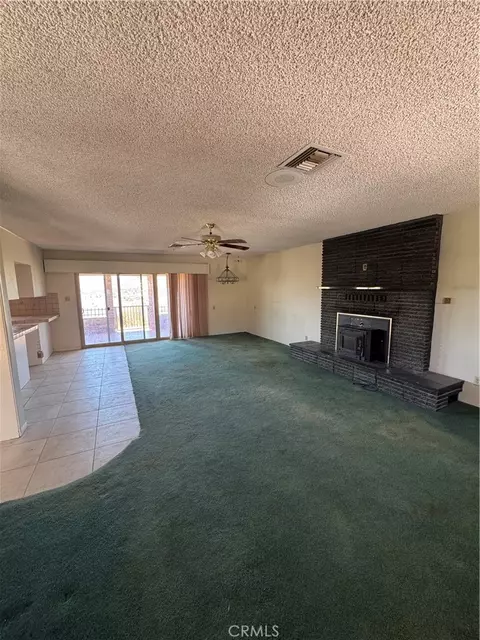 57523 Redondo, Yucca Valley, CA 92284 photo 2