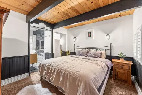 Bedroom - 2371 Spring Aok Dr, Running Springs, CA 92382 photo 1 of 2