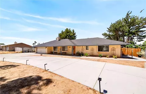 Exterior - 17930 Seaforth St, Hesperia, CA 92345 photo 2 of 16