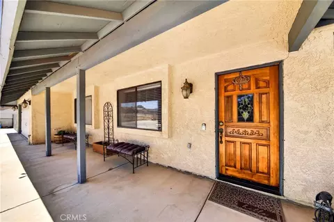 Exterior - 17930 Seaforth St, Hesperia, CA 92345 photo 4 of 16