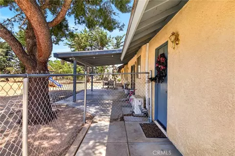 Exterior - 17930 Seaforth St, Hesperia, CA 92345 photo 6 of 16
