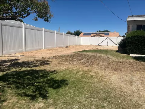 Exterior - 20187 Itasca, Apple Valley, CA 92308 photo 8 of 14