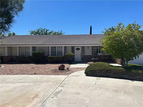 Exterior - 20187 Itasca, Apple Valley, CA 92308 photo 4 of 14