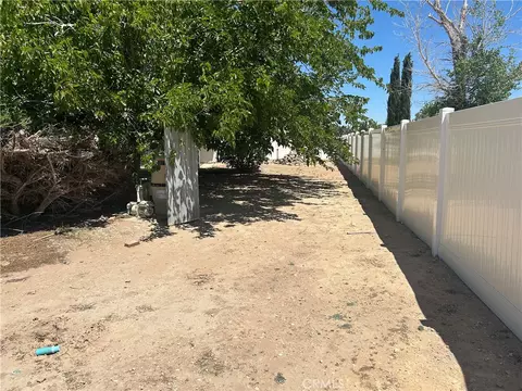 Exterior - 20187 Itasca, Apple Valley, CA 92308 photo 14 of 14