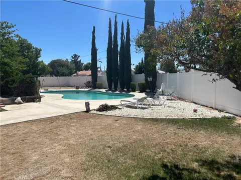 Exterior - 20187 Itasca, Apple Valley, CA 92308 photo 10 of 14