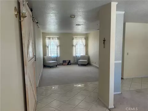 Living - 20187 Itasca, Apple Valley, CA 92308 photo 1 of 3