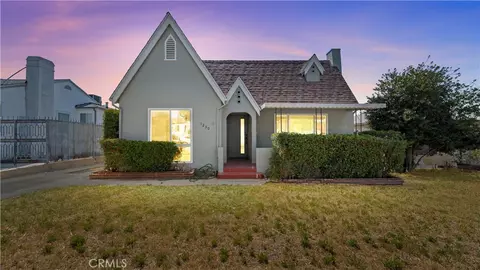 1230 Spazier Ave, Glendale, CA 91201