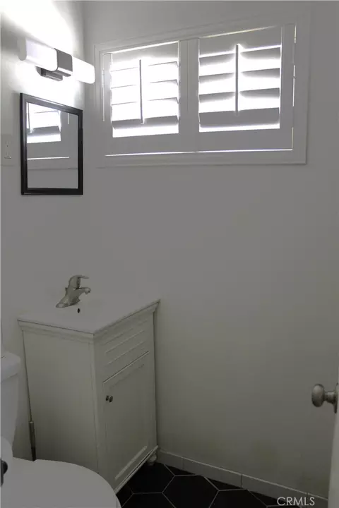 Bath - 1134 E Deodar St, Ontario, CA 91764 photo 2 of 2