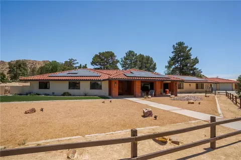 19954 Tinne, Apple Valley, CA 92307