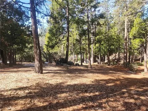 52547 Pine Cv, Idyllwild, CA 92549